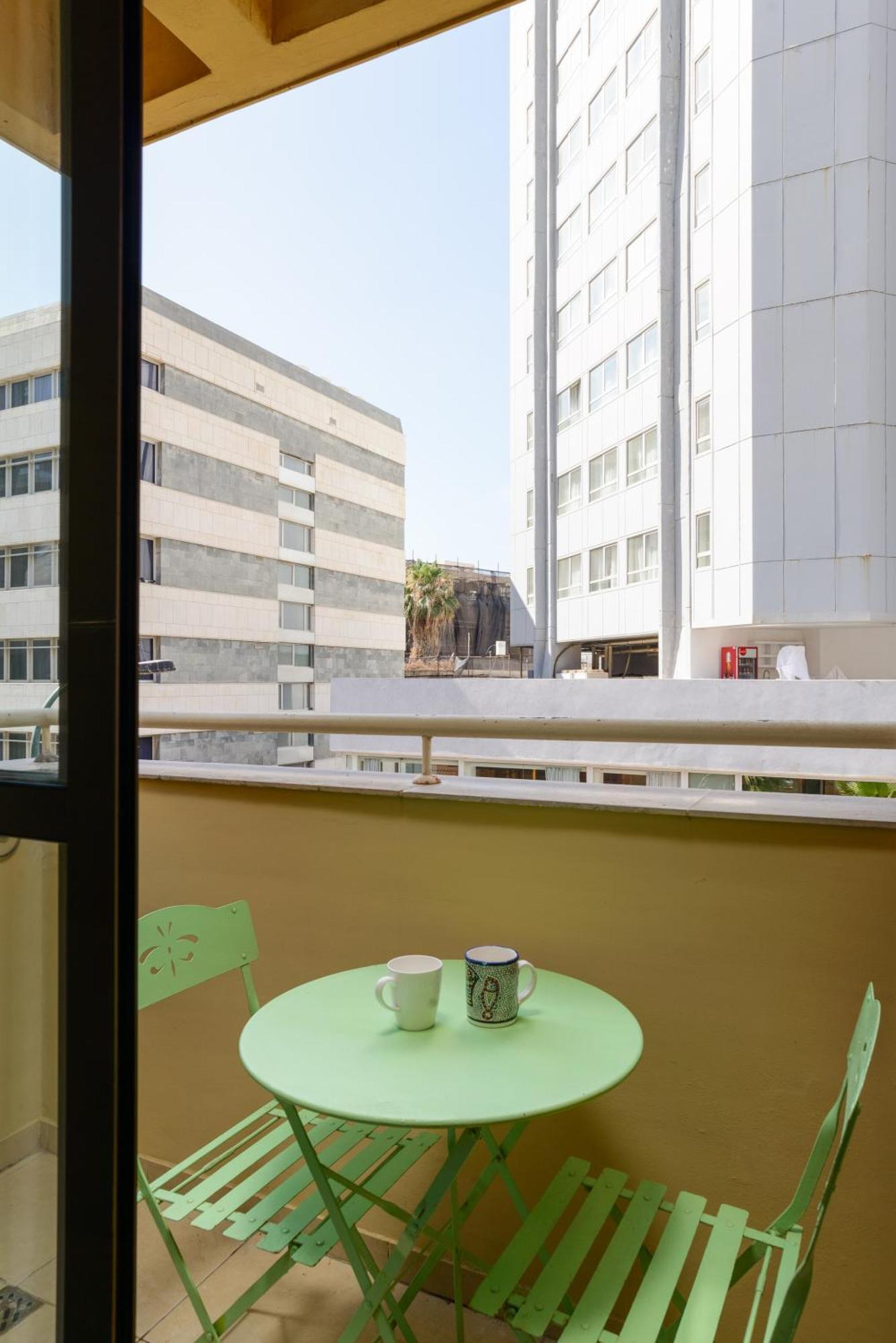 Cosy 1Br Near Beach By Feelhome 텔아비브 외부 사진