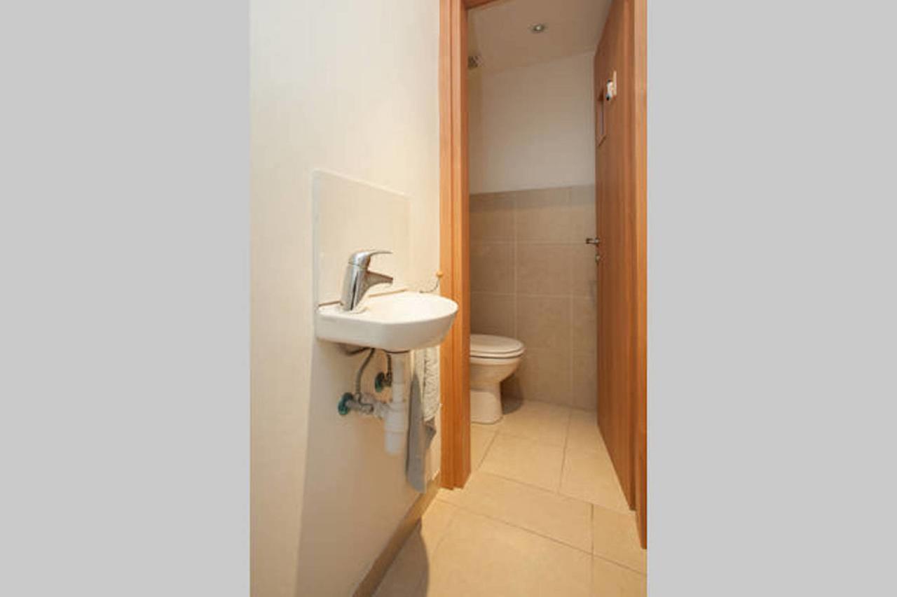 Cosy 1Br Near Beach By Feelhome 텔아비브 외부 사진